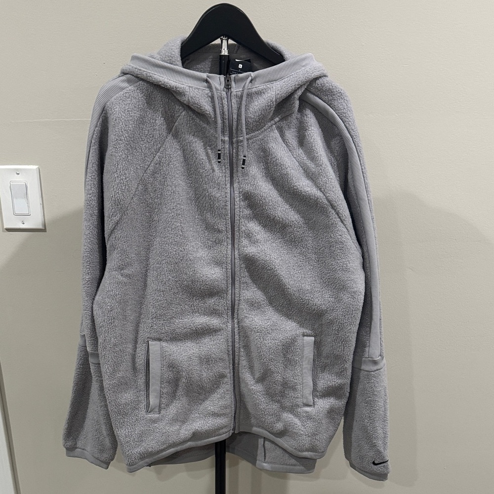 Nike Women’s Gray Fleece Zip-Up Hoodie